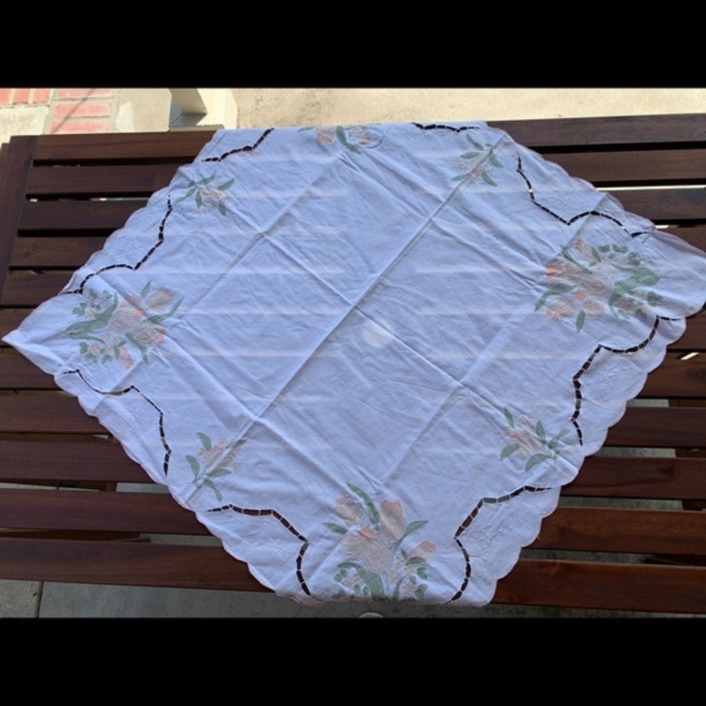 Table cloth